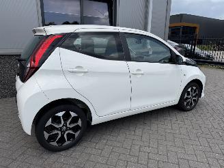 Toyota Aygo 1.0 VVT-i x-joy picture 4