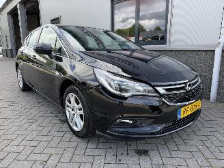 Schadeauto Opel Astra 1.0 Online Edition 2017/11