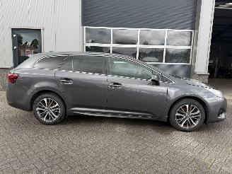 Toyota Avensis 2.0 D-4D-F Executive Business picture 4