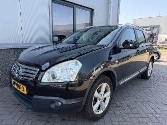 Nissan Qashqai+2 2.0 Tekna picture 4