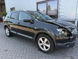 Nissan Qashqai+2 2.0 Tekna picture 24