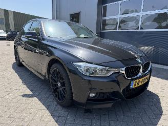 Coche accidentado BMW 3-serie 330e 2016/10