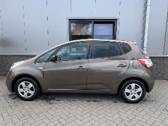 Kia Venga 1.6 CVVT DynamicLine picture 11