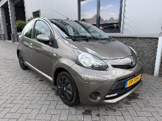 Coche accidentado Toyota Aygo 1.0 VVT-i Aspiration 2012/3