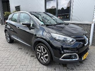 Damaged car Renault Captur 0.9 TCe Expression 2015/7