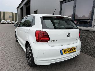 Volkswagen Polo 1.0 BlueMotion Connected Series picture 27