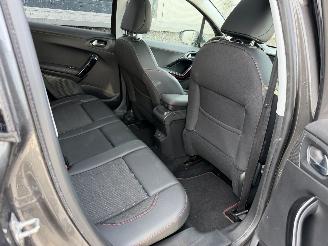 Peugeot 2008 1.2 PureTech GT-Line picture 20