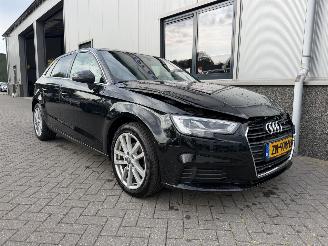Auto incidentate Audi A3 SPORTBACK 30 TFSI Desing Pro Line Plus Automaat 2019/7