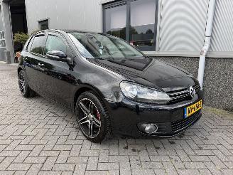 Vaurioauto  passenger cars Volkswagen Golf 1.4 TSI Highline 2010/6