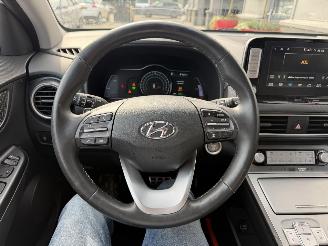 Hyundai Kona EV Premium 64 kWh picture 30