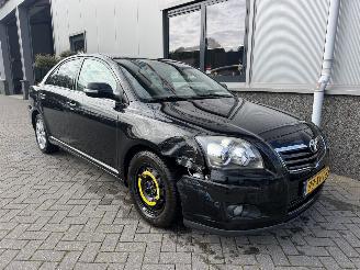 Schadeauto Toyota Avensis 1.8 VVTi Luna Automaat 2007/11