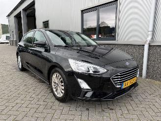 damaged passenger cars Ford Focus 1.0 EcoBoost Titanium Business 2019/4