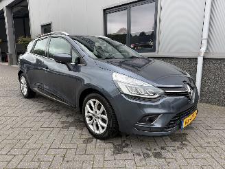 skadebil auto Renault Clio 0.9 TCe Intens 2018/2