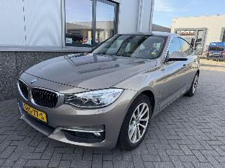 BMW 3-serie GT 320i xDrive Luxury picture 23