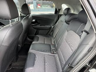 Kia Niro 1.6 GDi Hybrid DynamicLine RG-495-G picture 17
