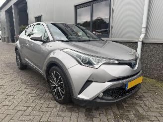 krockskadad bil auto Toyota CH-R 1.8 Hybrid First Edition 2016/12