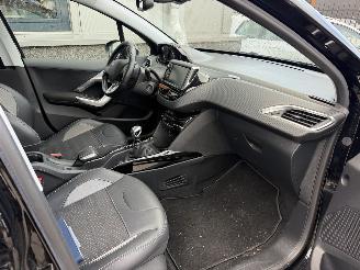 Peugeot 2008 1.2 PureTech Allure G-403-ST picture 15