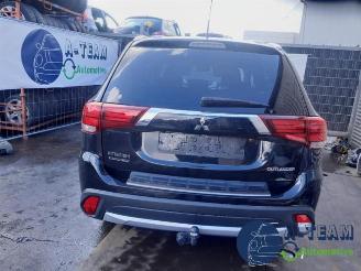Auto da rottamare Mitsubishi Outlander Outlander (GF/GG), SUV, 2012 / 2022 2.0 16V 4x2 2015/10