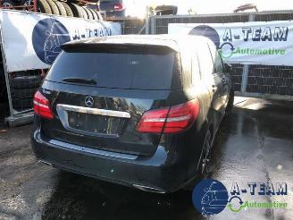 Vrakbiler auto Mercedes B-klasse B (W246/W242), Hatchback, 2011 / 2018 1.6 B-180 BlueEFFICIENCY Turbo 16V 2018/11
