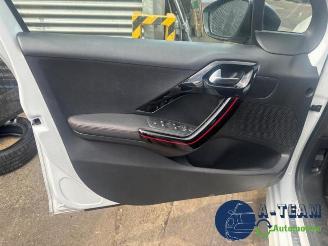 Peugeot 208 208 I (CA/CC/CK/CL), Hatchback, 2012 / 2019 1.2 12V e-THP PureTech 110 picture 23