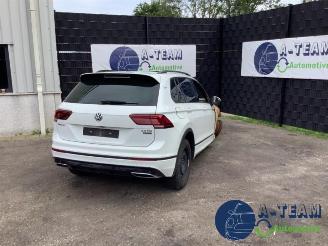 Salvage car Volkswagen Tiguan Tiguan (AD1), SUV, 2016 / 2024 2.0 TSI 16V 4Motion 2017/11