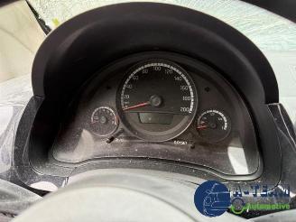 Volkswagen Up! Up! (121), Hatchback, 2011 1.0 12V 60 picture 21