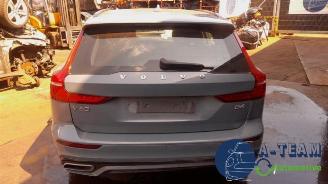 Volvo V-60 V60 II (ZW), Combi, 2018 2.0 B4 16V Mild Hybrid Geartronic picture 2