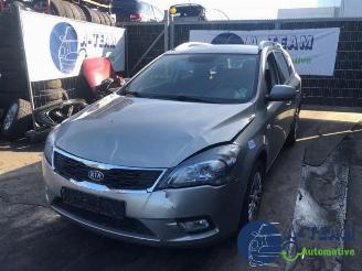Auto da rottamare Kia Cee d Cee'd Sportswagon (JDC5), Combi, 2012 / 2018 1.4i CVVT 16V 2012/2