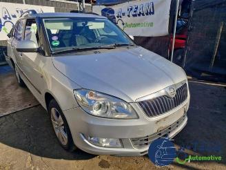 Coche siniestrado Skoda Fabia Fabia II Combi, Combi 5-drs, 2007 / 2015 1.2 TSI 2013/5