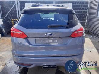 Vrakbiler auto Ford Focus Focus 3 Wagon, Combi, 2010 / 2020 2.0 ST EcoBoost 16V 2016/5
