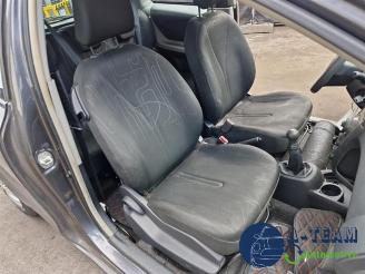 Toyota Yaris Yaris II (P9), Hatchback, 2005 / 2014 1.0 12V VVT-i picture 17