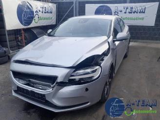 Auto da rottamare Volvo V-40 V40 (MV), Hatchback 5-drs, 2012 / 2019 2.0 D3 16V 2016/10