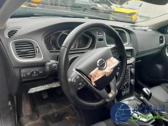 Volvo V-40 V40 (MV), Hatchback 5-drs, 2012 / 2019 2.0 D3 16V picture 15