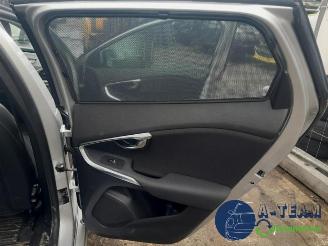 Volvo V-40 V40 (MV), Hatchback 5-drs, 2012 / 2019 2.0 D3 16V picture 25