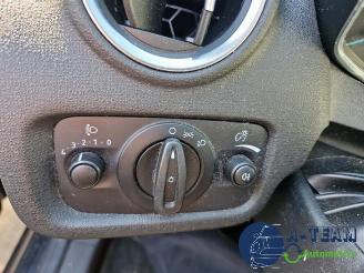 Ford Fiesta Fiesta 6 (JA8), Hatchback, 2008 / 2018 1.0 Ti-VCT 12V 65 picture 31