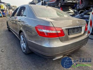 Mercedes E-klasse E (W212), Sedan, 2009 / 2016 E-550 5.5 V8 32V 4-Matic picture 3