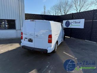 Salvage car Opel Vivaro Vivaro, Van, 2019 Vivaro-e, Electric 2022/11