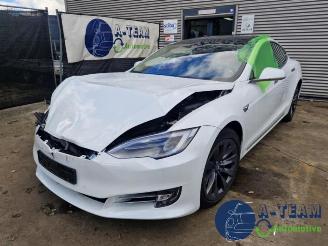 rozbiórka samochody osobowe Tesla Model S Model S, Liftback, 2012 100D 2018/11