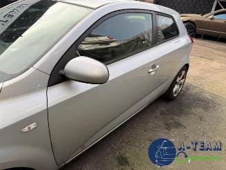 Kia Pro cee d Pro cee'd (EDB3), Hatchback 3-drs, 2008 / 2012 1.4 CVVT 16V picture 28