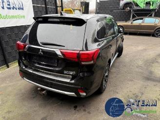 Mitsubishi Outlander Outlander (GF/GG), SUV, 2012 / 2022 2.0 16V PHEV 4x4 picture 8