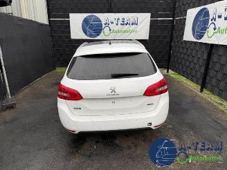 Peugeot 308 308 SW (L4/L9/LC/LJ/LR), Combi 5-drs, 2014 / 2021 1.2 12V e-THP PureTech 110 picture 2