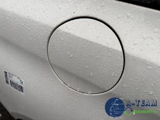 Peugeot 308 308 SW (L4/L9/LC/LJ/LR), Combi 5-drs, 2014 / 2021 1.2 12V e-THP PureTech 110 picture 22