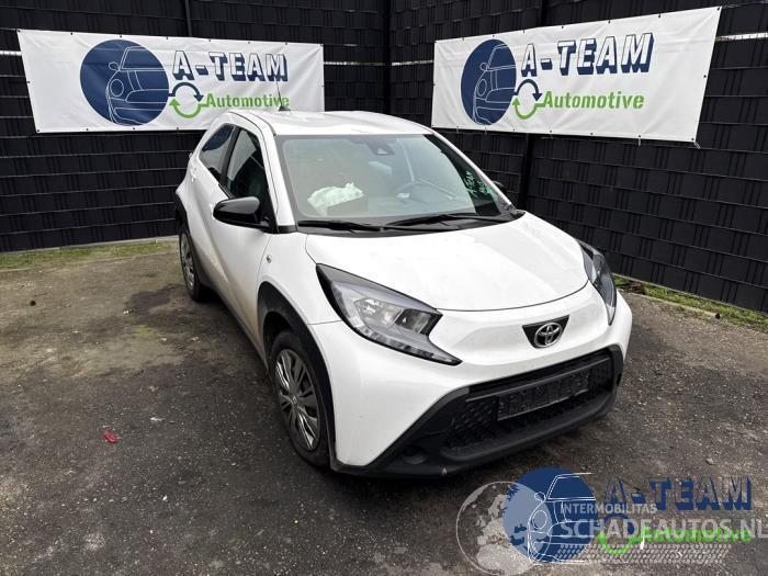 Toyota Aygo Aygo X, Hatchback, 2022 1.0 12V VVT-i