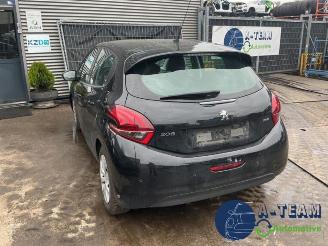 Coche siniestrado Peugeot 208 208 I (CA/CC/CK/CL), Hatchback, 2012 / 2019 1.2 Vti 12V PureTech 82 2016/3