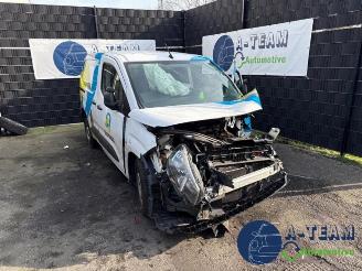 Autoverwertung Peugeot Partner Partner (EA//EF/EN/EU), Van, 2018 1.5 BlueHDi 100 2021/8