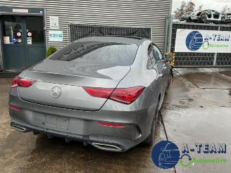 Vrakbiler auto Mercedes Cla-klasse CLA (118.3), Sedan, 2019 1.3 CLA-200 Turbo 16V 2022/5