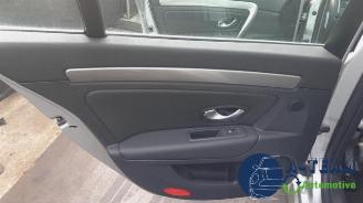 Renault Laguna Laguna III (BT), Hatchback 5-drs, 2007 / 2015 2.0 16V Hi-Flex picture 26