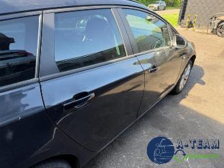 Opel Astra Astra J Sports Tourer (PD8/PE8/PF8), Combi, 2010 / 2015 1.4 16V ecoFLEX picture 32