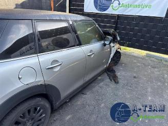 Mini Cooper Mini (F55), Hatchback 5-drs, 2013 1.5 12V Cooper picture 4