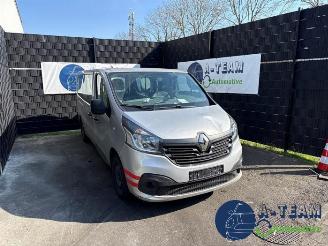 Uttjänta bilar auto Renault Trafic Trafic Passenger (1JL/2JL/3JL/4JL), Bus, 2014 1.6 dCi 95 2016/9